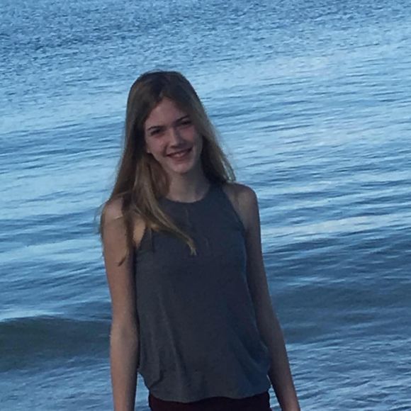 Meet your Posher, Emma - Picture 1 of 1